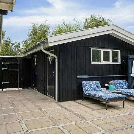 Сasa de vacaciones With Big Terrace In Tversted Bindslev